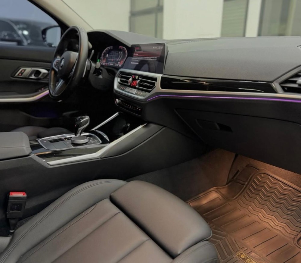 BMW Serie 3 M Sport — foto 12